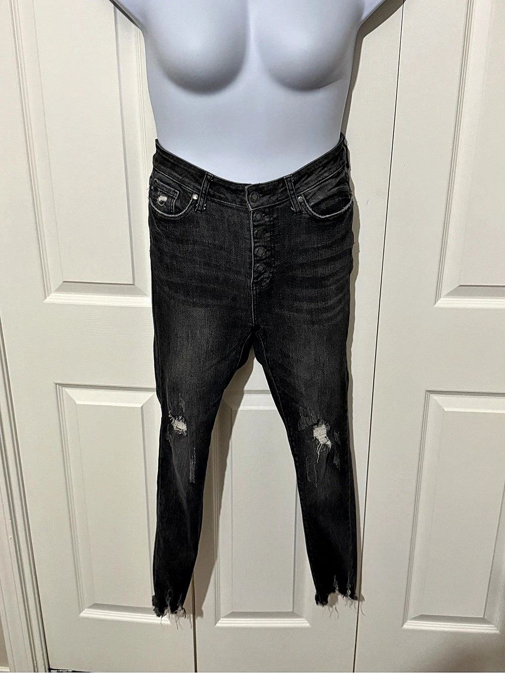 Judy Blue Distressed Skinny Jeans Black Size 7/28